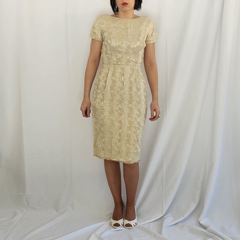 60s Cream‎ Floral Textured Wiggle Dress